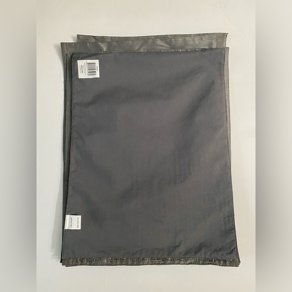 Placemats  set of 6 Silky Silver Gray Sequins Beaded Detail Made in India - Picture 7 of 9